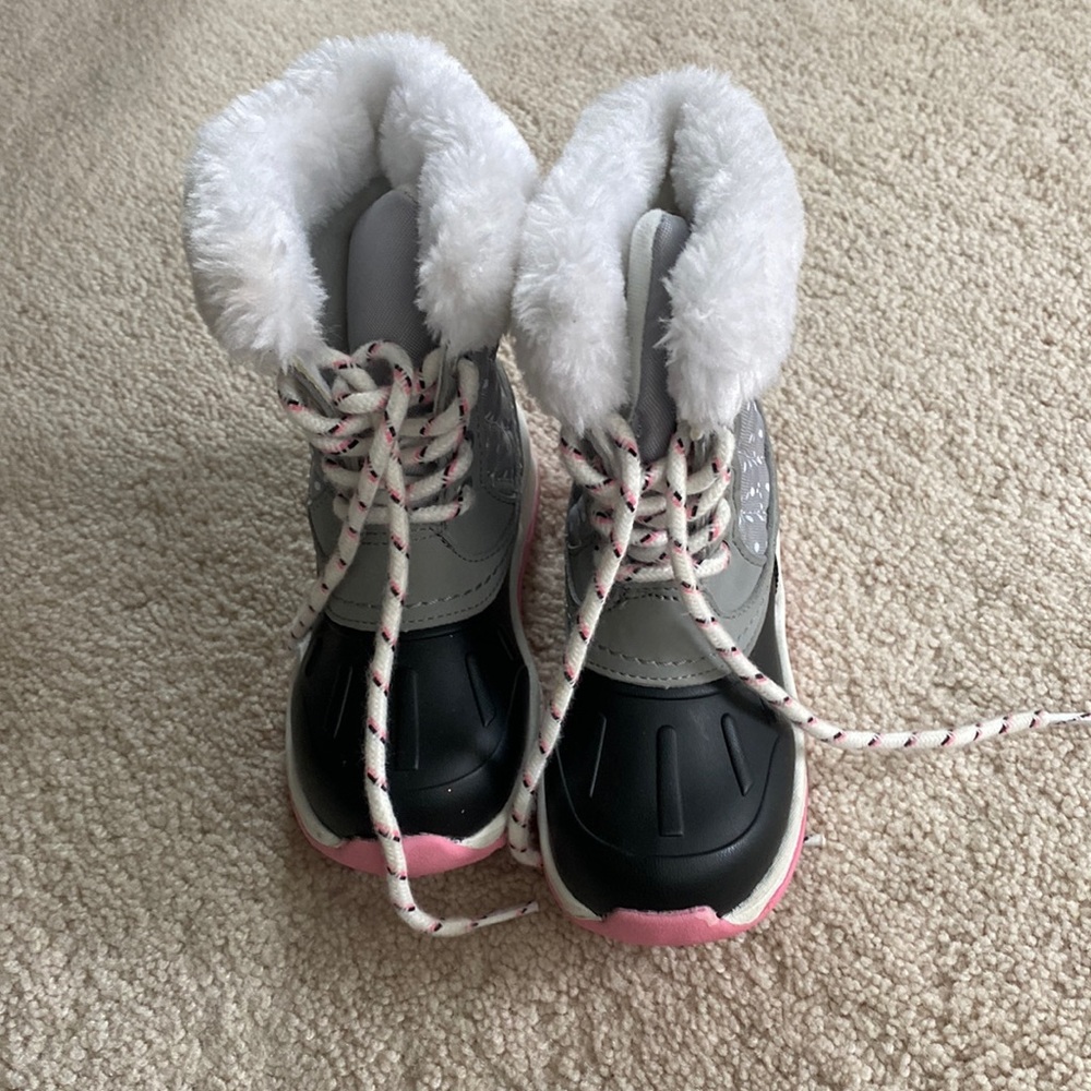 Toddler Girls Carters Snow Boots